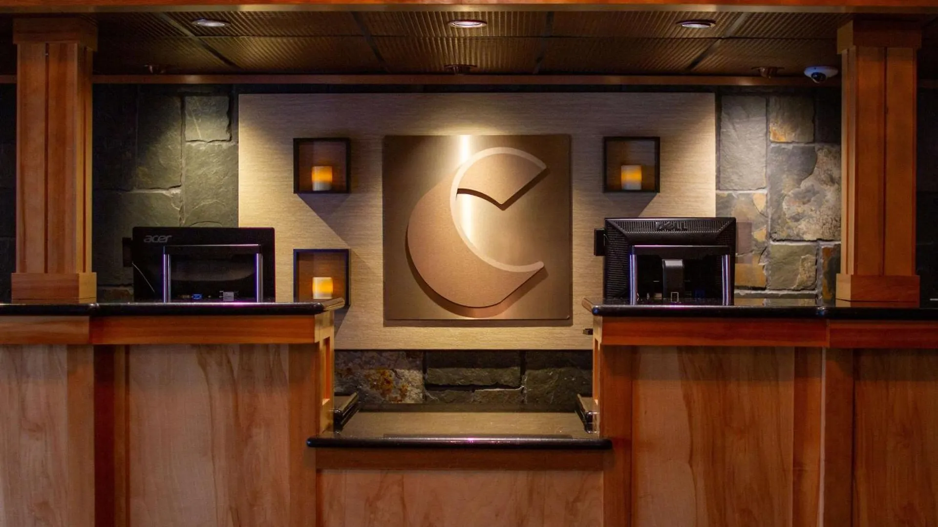 Comfort Inn & Suites Vancouver Downtown City Center